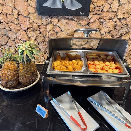 Tiki Beach Club & Resort (Adults Only) Bwejuu Ngoại thất bức ảnh