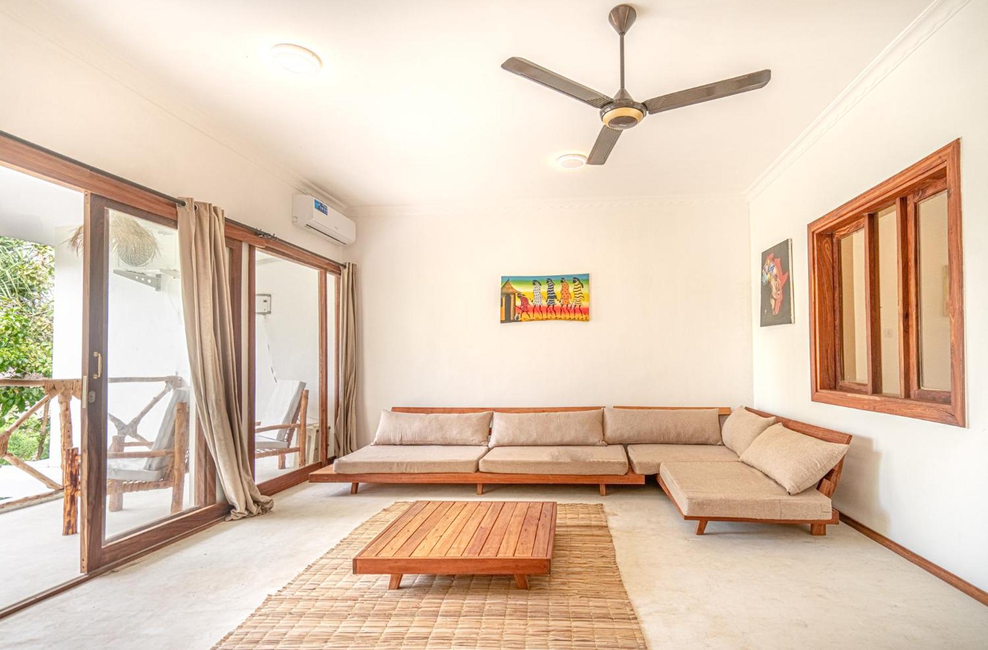 Tiki Beach Club & Resort (Adults Only) Bwejuu Ngoại thất bức ảnh