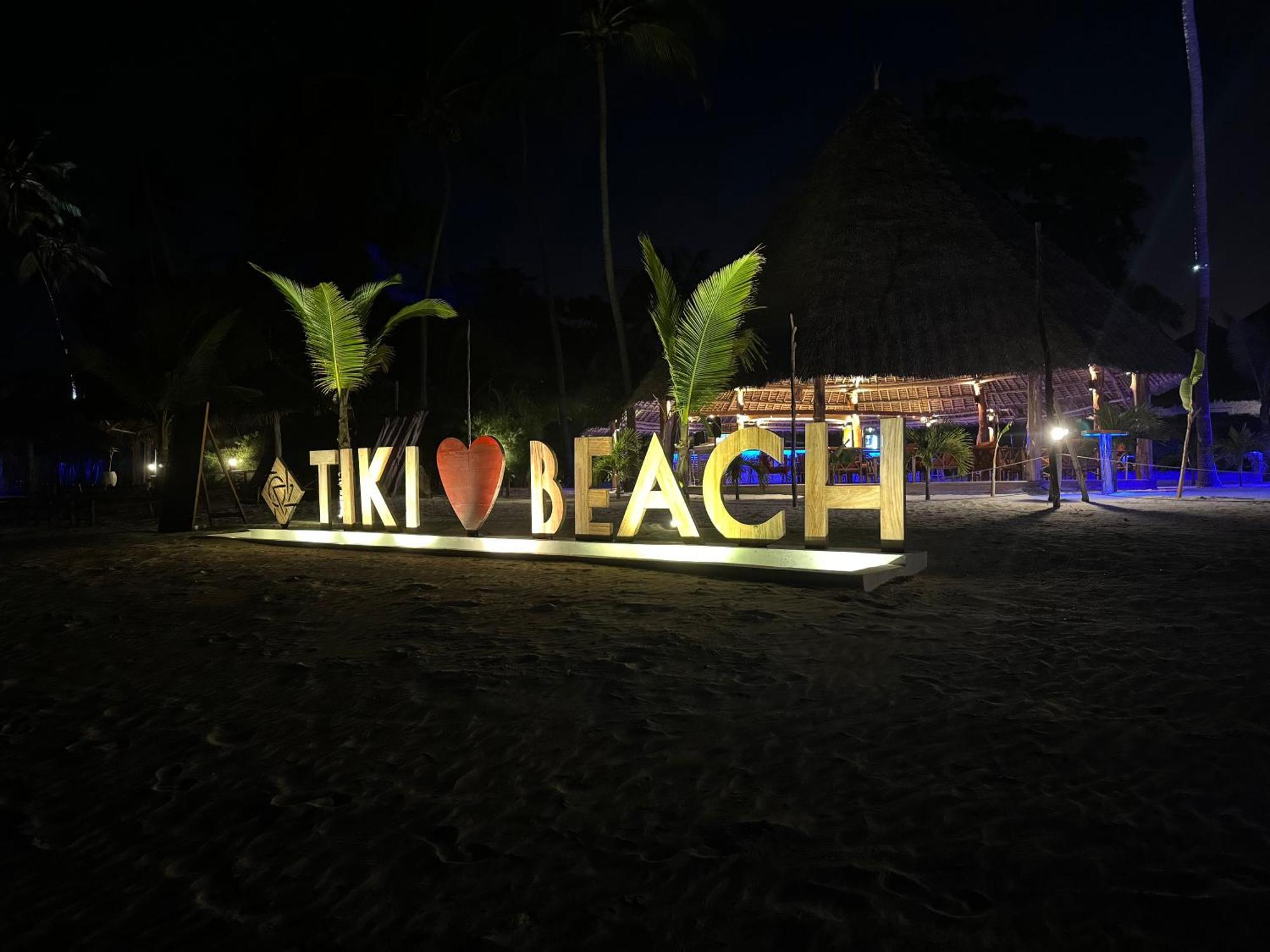 Tiki Beach Club & Resort (Adults Only) Bwejuu Ngoại thất bức ảnh