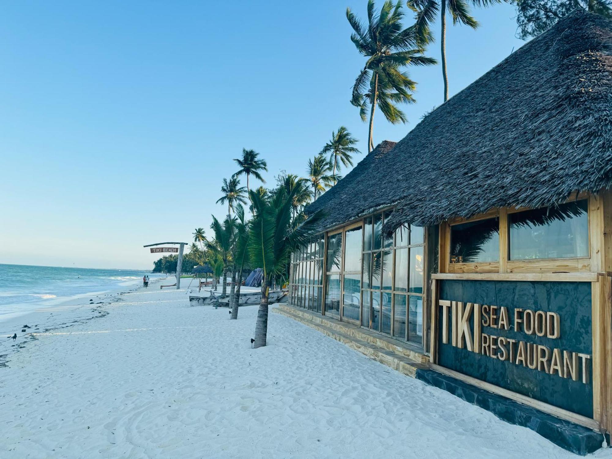 Tiki Beach Club & Resort (Adults Only) Bwejuu Ngoại thất bức ảnh