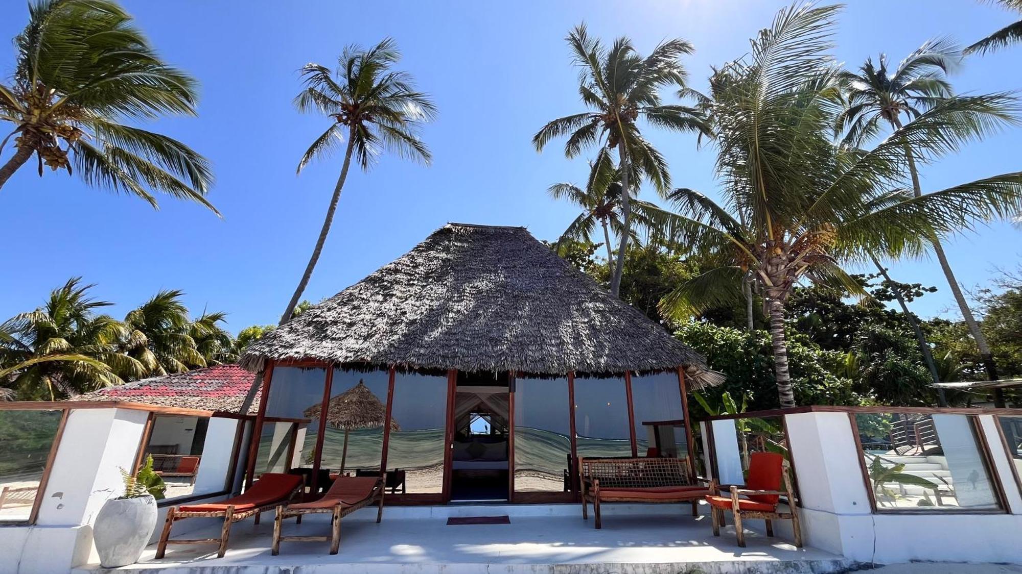 Tiki Beach Club & Resort (Adults Only) Bwejuu Ngoại thất bức ảnh
